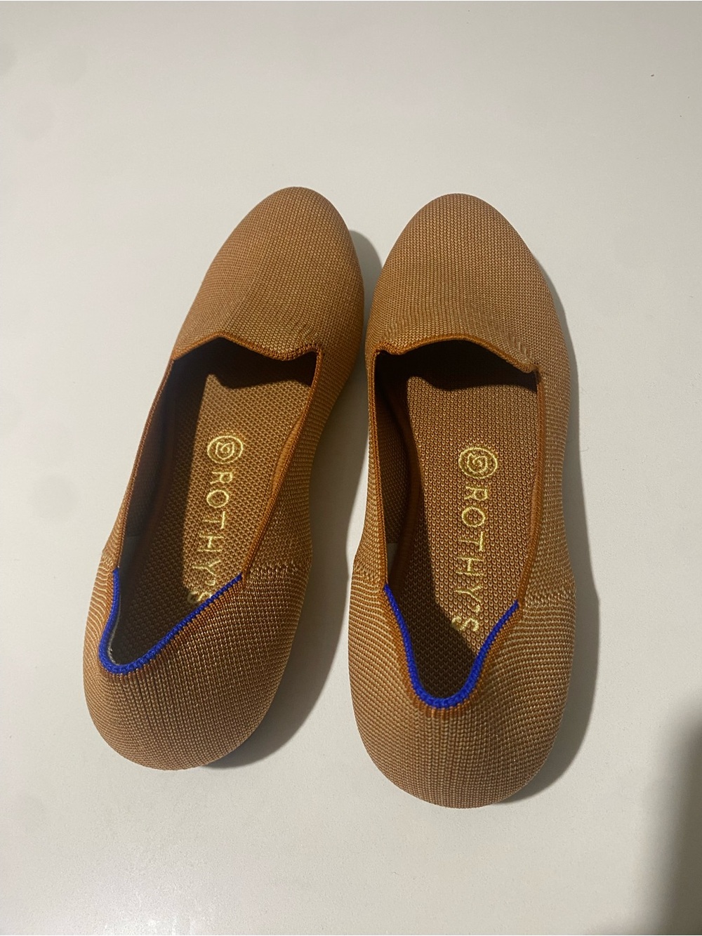 Rothy's Women's Tan Knit Slip-On Flats with Blue Trim Round Toe Ballerina Sz10